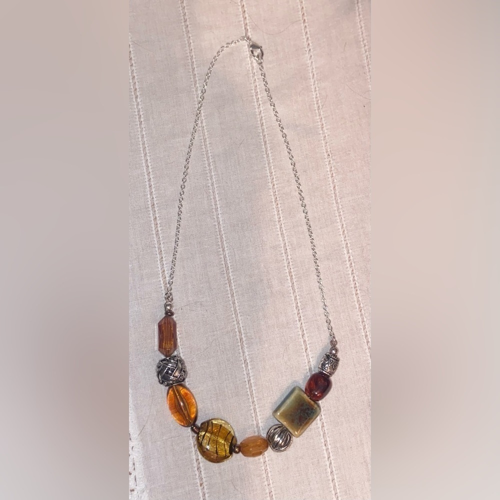Women’s silver chain large earthy stones beads with silver beads - Picture 5 of 12